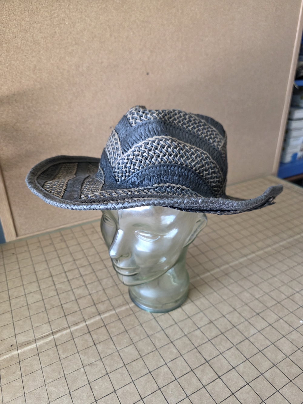 Paramount Outdoors Woven Straw Sun Hat Black Tan Chevron Unisex